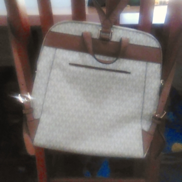 Michael kors backpack purse - Picture 2 of 4